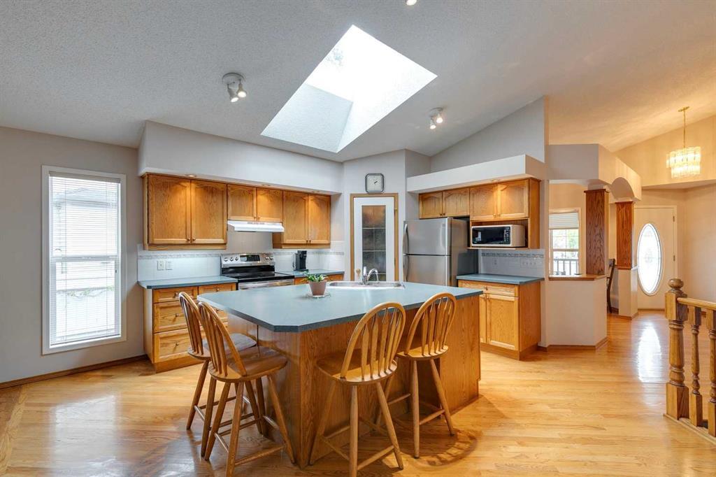 Xxxxx Tuscany Hills Way Nw Calgary Alberta T3L2J5 Tuscany Details