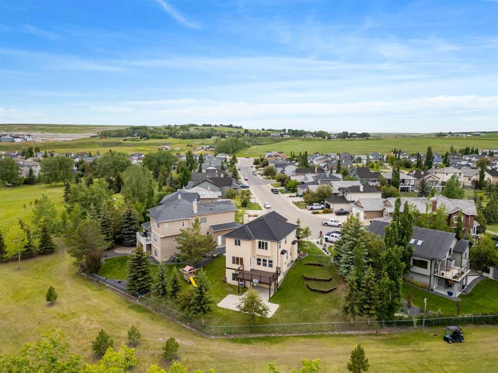 Xxx Fairways Mews Nw 2 Storey Home sold for XXXXXX in Fairways