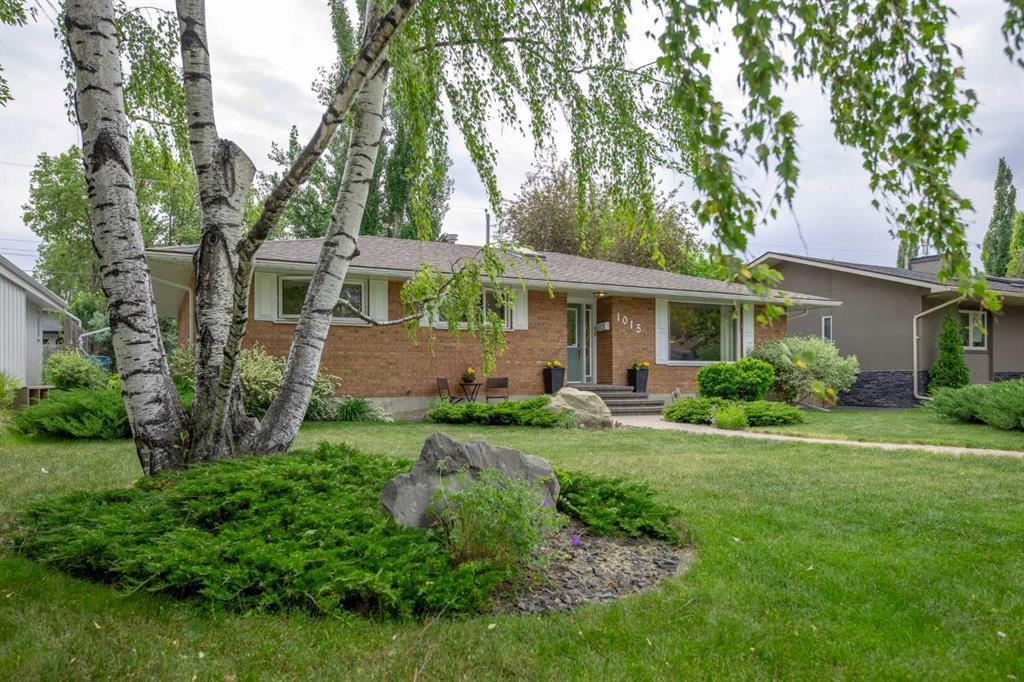 Xxxx Xx Avenue Sw Calgary Alberta T2V 0V6 Chinook Park Details