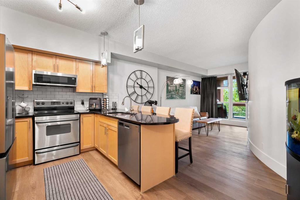 Xxx, Xxx Riverfront Avenue Sw Calgary Alberta T2P 5K4 Chinatown Details