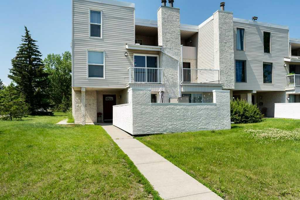 Xxx, Xxxx Varsity Drive Nw Calgary Alberta T2L 1Y3 Varsity Details