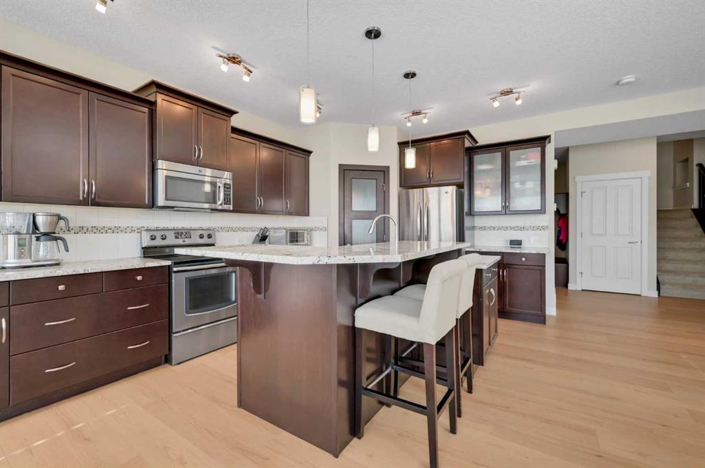 Xx Valley Pointe Way Nw Calgary Alberta T3B 6B2 Valley Ridge Details