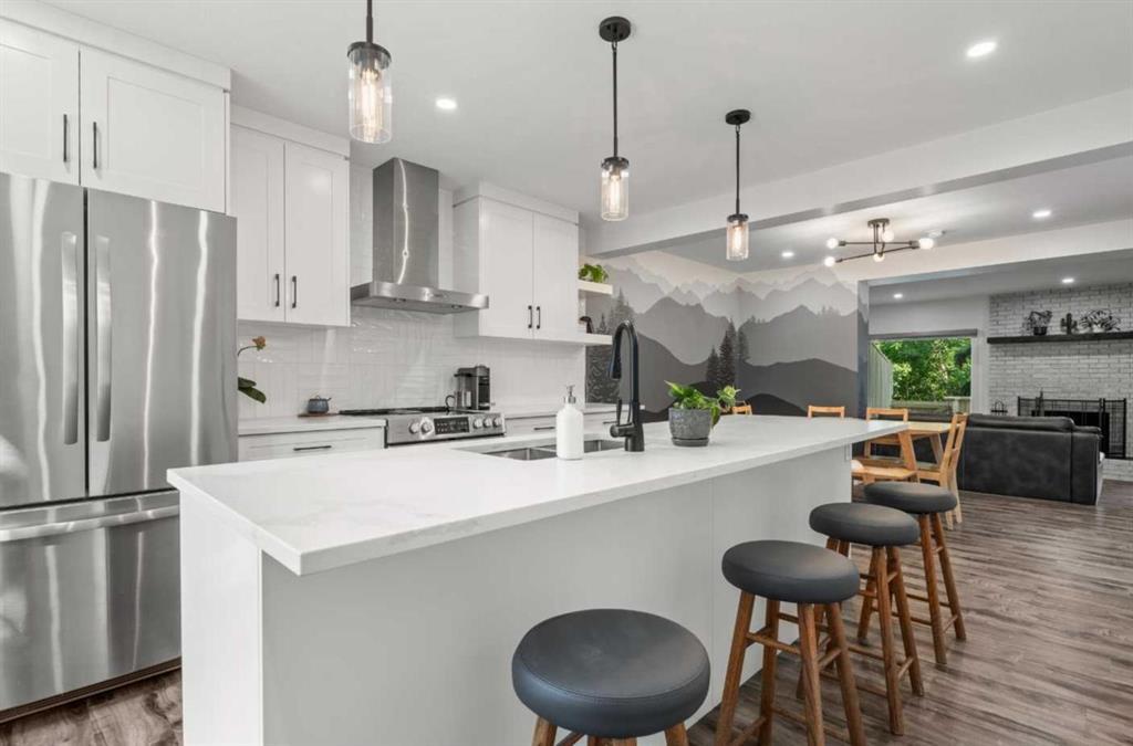 Xxx Point Mckay Gardens Nw Calgary Alberta T3B 5C1 Point McKay Details