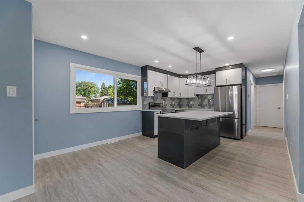 Xxxx Cottonwood Crescent Se Calgary Alberta T2B 1P6 Southview Details