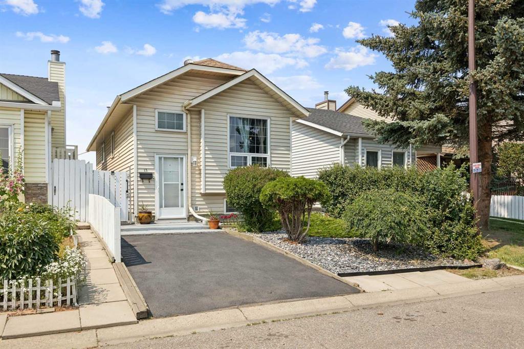 Xx Erin Grove Place Se Calgary Alberta T2B 3A4 Erin Woods Details