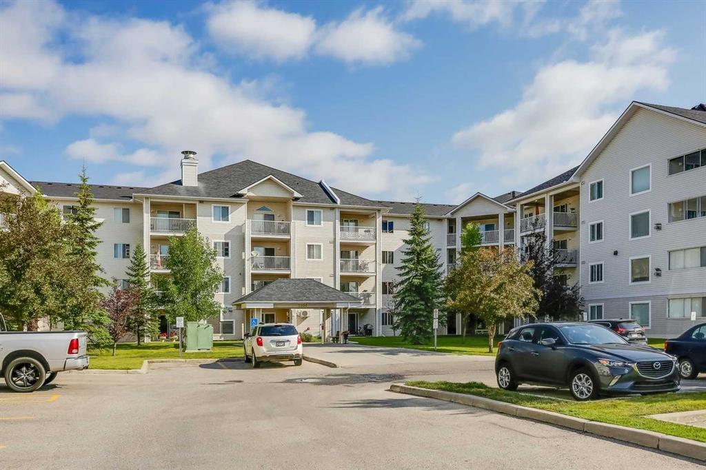 Xxxx, Xxxx Xx Avenue Se Calgary Alberta T2A 7X8 Red Carpet Details