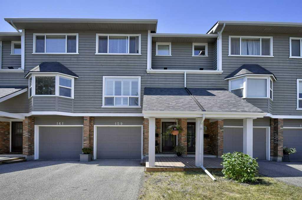 Xxx Woodglen Grove Sw Calgary Alberta T2W 4J9 Woodbine Details