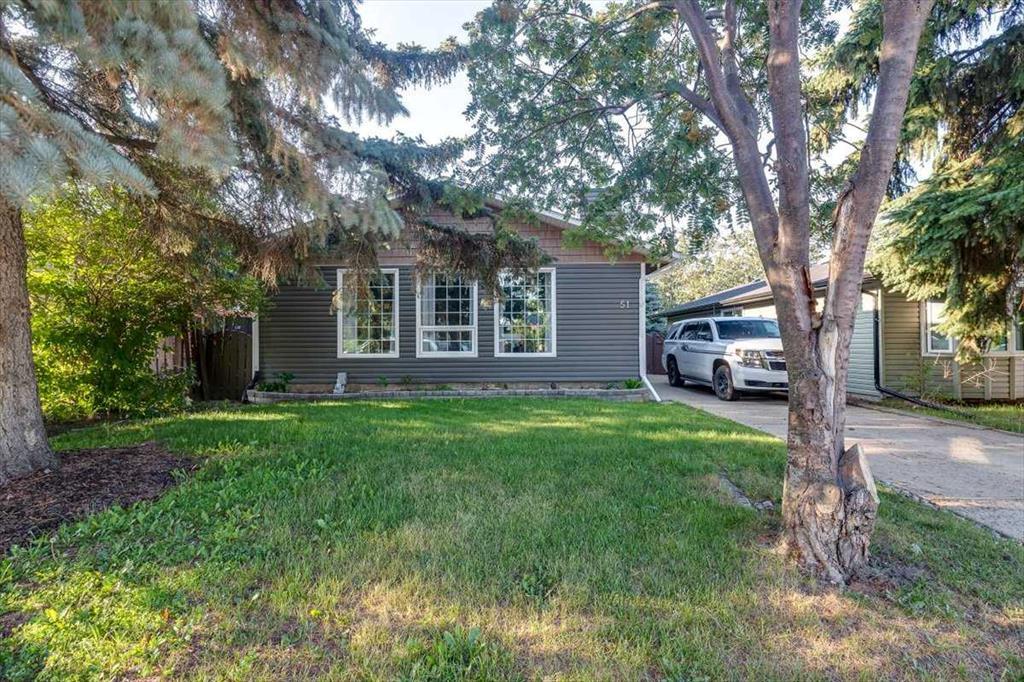 Xx Willow Crescent Lacombe Alberta T4L1V2 Woodlands Details