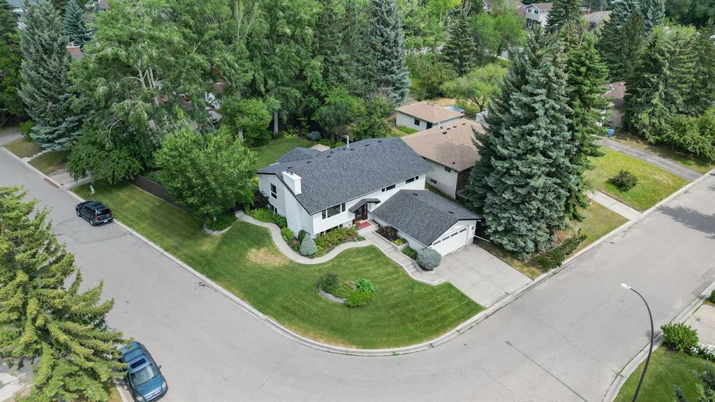 Xxxx Dalcroft Crescent Nw Calgary Alberta T3A 1N5 Dalhousie Details