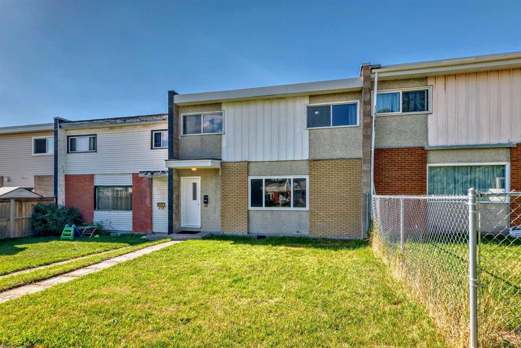 Xxx Garry Crescent Ne Calgary Alberta T2K 3T7 Greenview Details