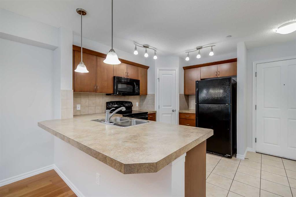 Xxxx, X Kingsland Close Se Airdrie Alberta T4A 0J3 Kings Heights Details