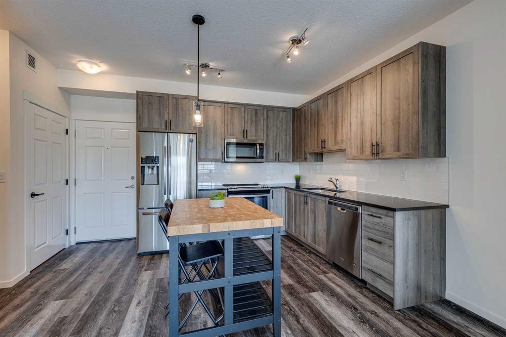 Xxxx, Xxx Sage Meadows Park Nw Calgary Alberta T3P 1P5 Sage Hill Details