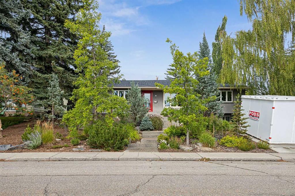 Xx Canyon Drive Nw Calgary Alberta T2L0R3 Collingwood Details