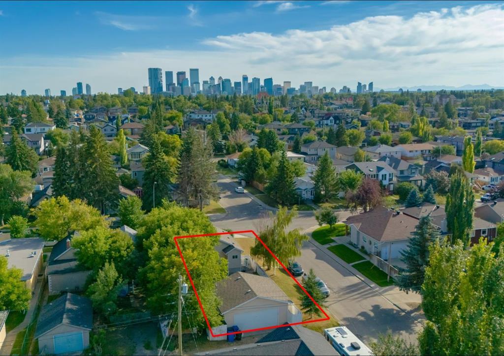 Xxx Xx Avenue Ne Calgary Alberta T2E2B3 Tuxedo Park Details