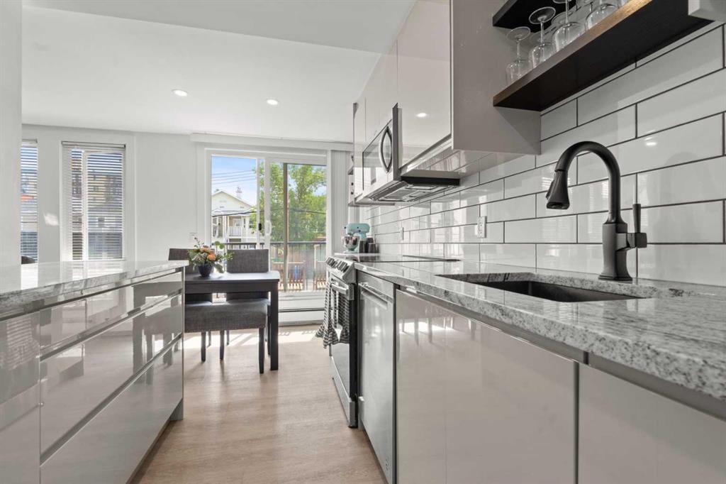 X, Xxx Xx Avenue Sw Calgary Alberta T2S 0C6 Cliff Bungalow Details