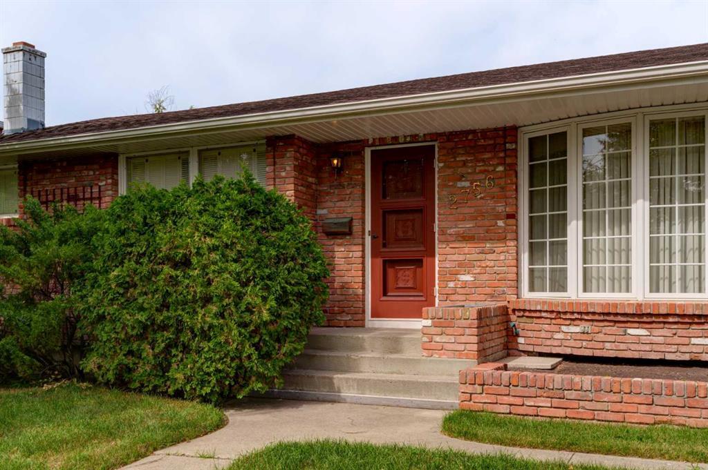 Xxxx Lionel Crescent Sw Calgary Alberta T3E 6B2 Lakeview Details