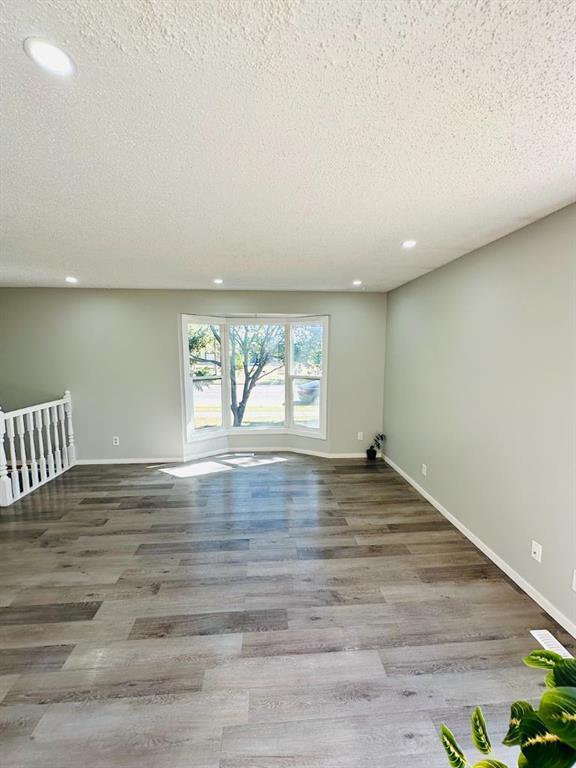 Xx, Xxxx Madigan Drive Ne Calgary Alberta T2A 5K9 Marlborough Park Details