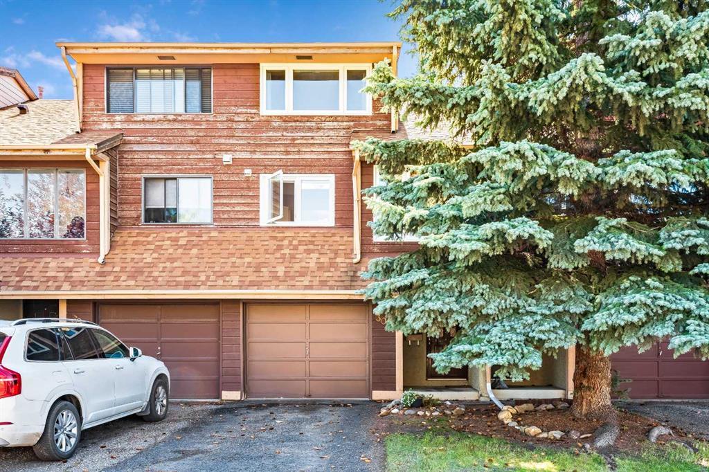 Xxx Woodvale Crescent Sw Calgary Alberta T2W 3L3 Woodlands Details