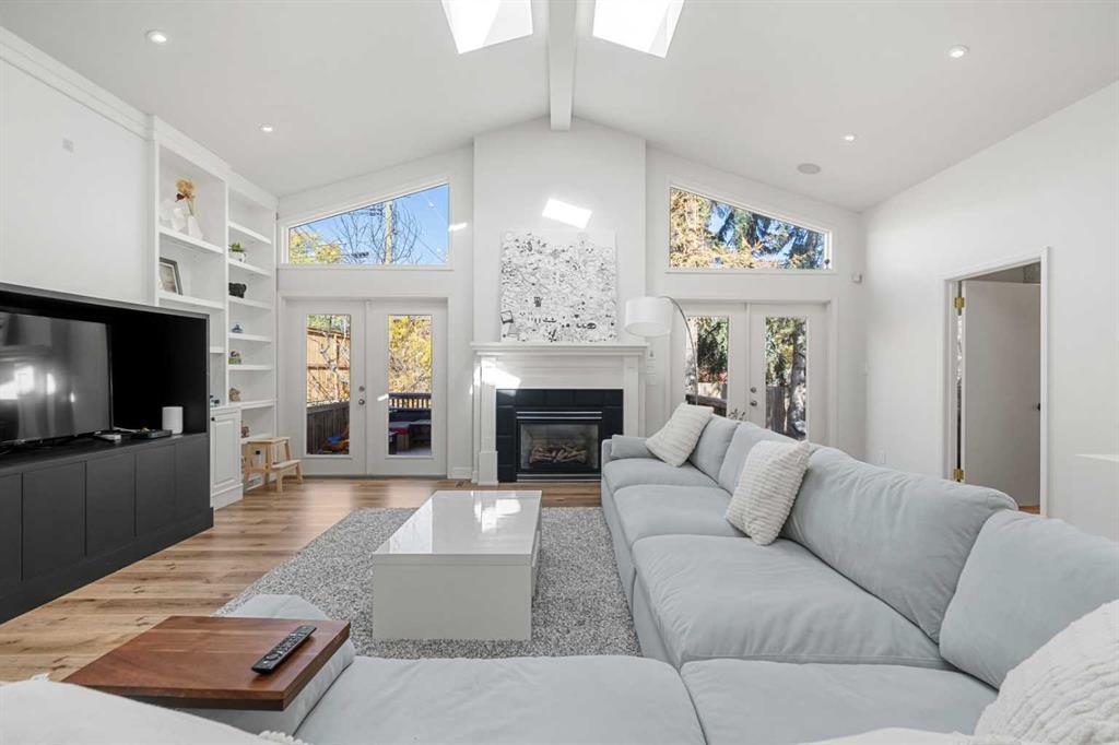 Xxxx Levis Avenue Sw Calgary Alberta T2T 1V1 Upper Mount Royal Details