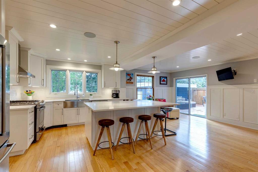 Xxx Kerfoot Crescent Sw Calgary Alberta T2V 2M7 Kelvin Grove Details