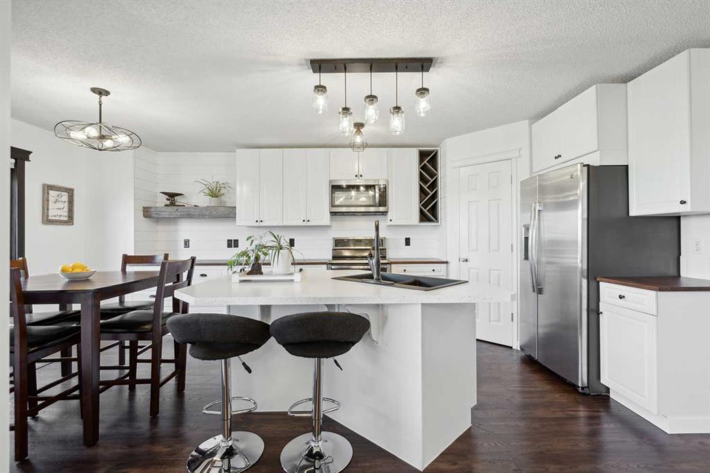 Xxx Chapalina Place Se Calgary Alberta T2X 3P4 Chaparral Details