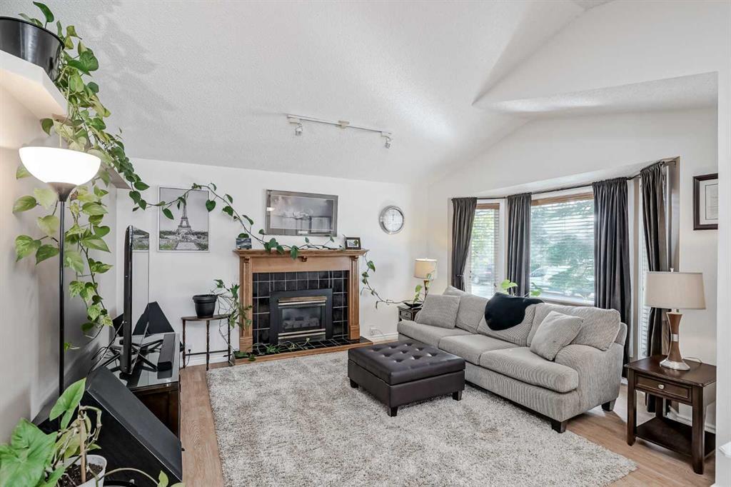 Xx Martinwood Road Ne Calgary Alberta T3J 3H5 Martindale Details