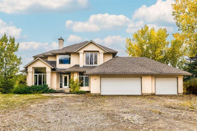 101 Bearspaw Meadows Way Northwest, Rural Rocky View County