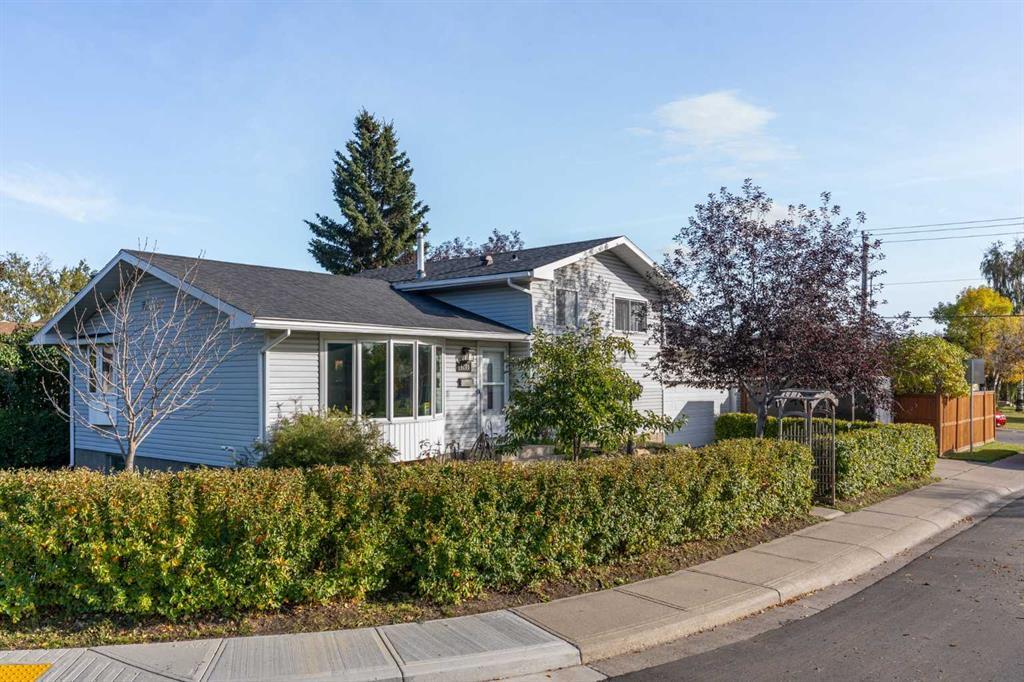 Xxxx Pineridge Road Ne Calgary Alberta T1Y 1M3 Pineridge Details