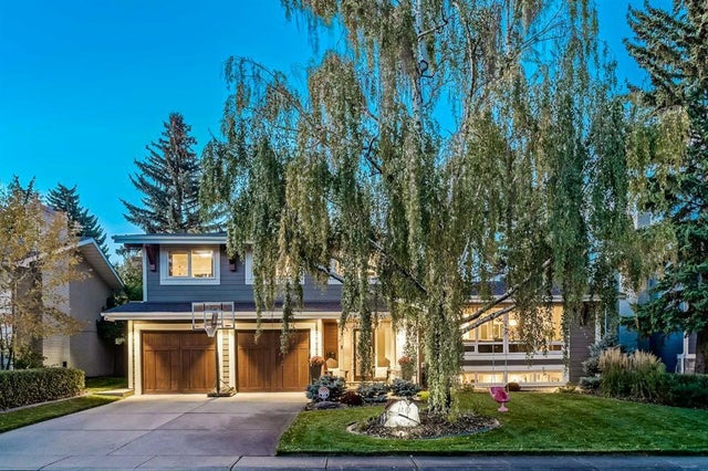 1412 70 Avenue Southwest, Calgary