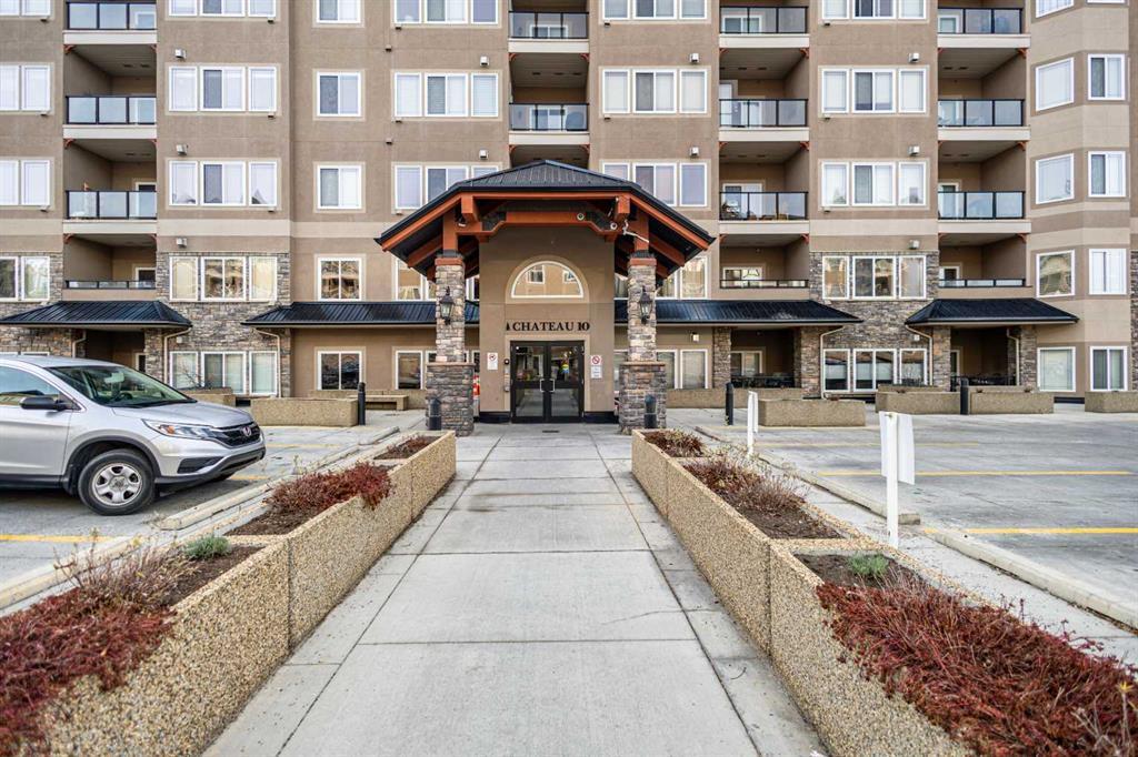 Xxx, Xx Discovery Ridge Close Sw Calgary Alberta T3H 5X3 Discovery Ridge Details