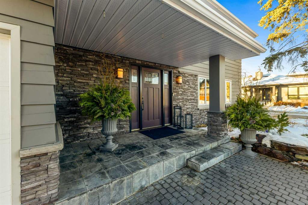 Xxxx Laurentian Way Sw Calgary Alberta T3E 5N4 North Glenmore Park Details