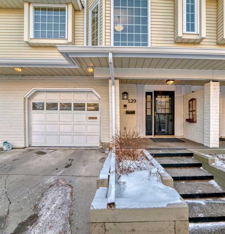 Xxx, Xxxx Xx Street Nw Calgary Alberta T3A 2M7 Varsity Details