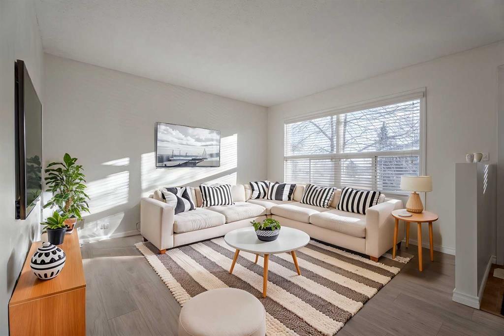 Xxx Queenston Heights Se Calgary Alberta T2J 6R8 Queensland Details