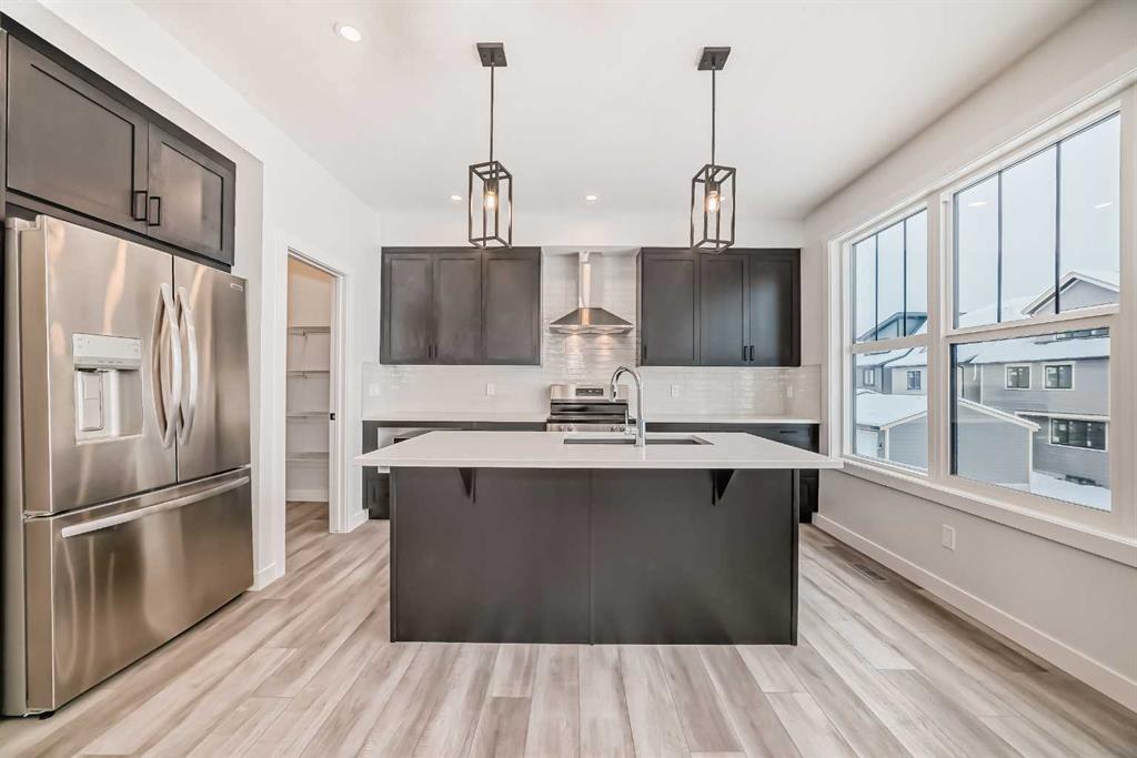 Xxx Alpine Avenue Sw Calgary Alberta T2Y 0V1 Alpine Park Details