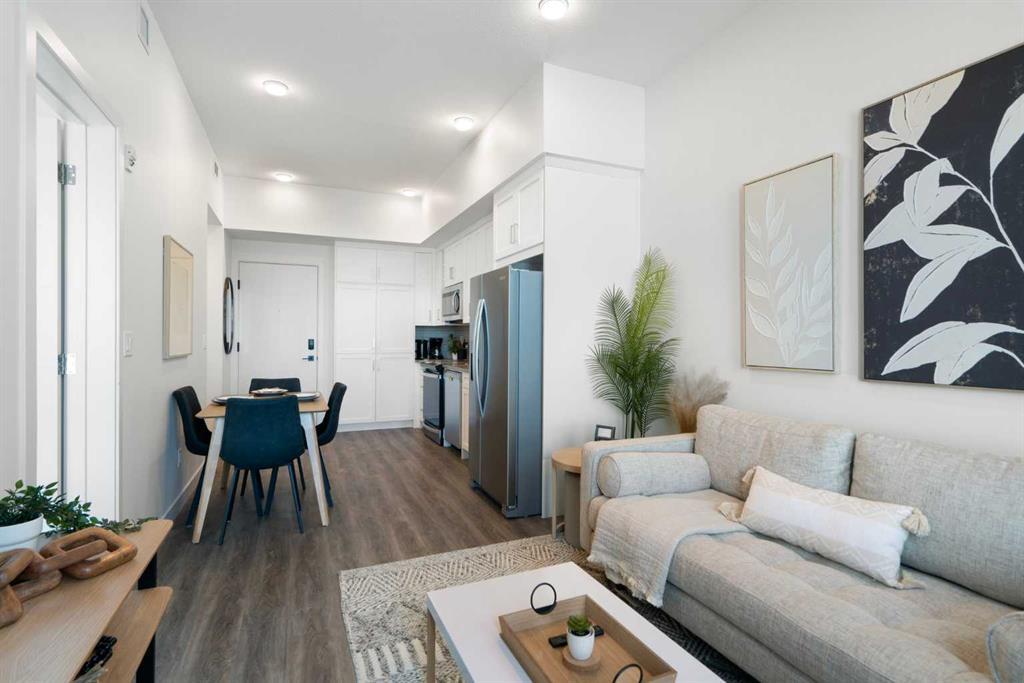 Xxx, Xxxx University Avenue Nw Calgary Alberta T3B 6P6 University District Details