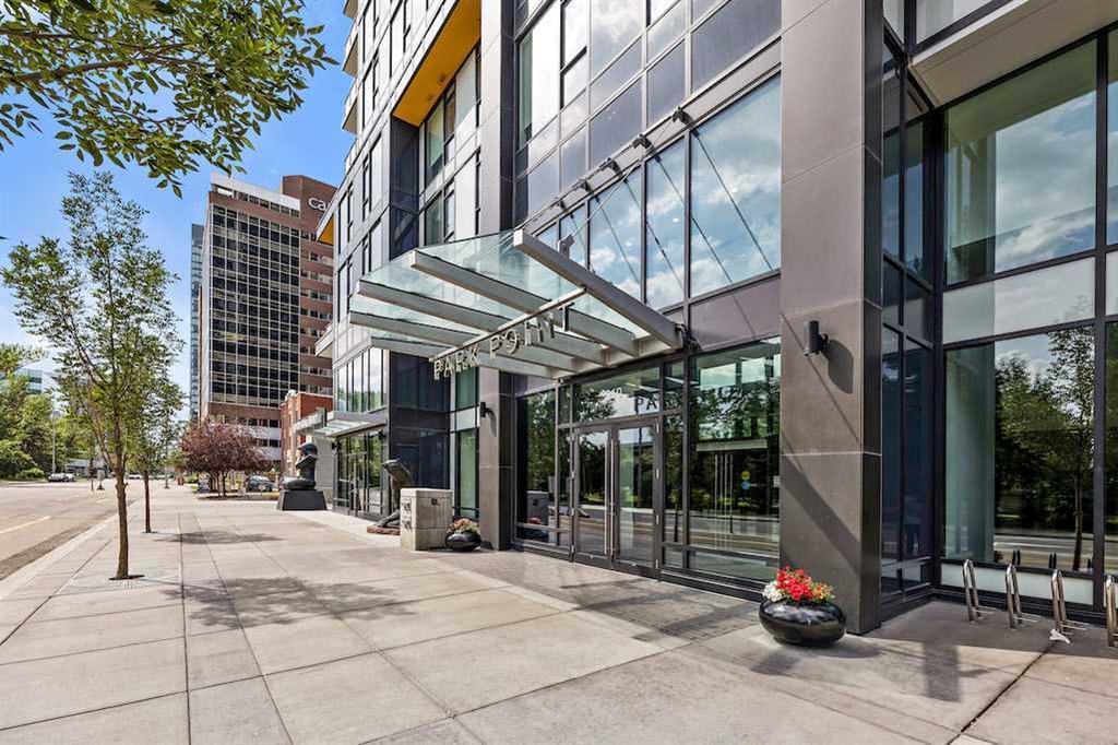 Xxxx, Xxx Xx Avenue Sw Calgary Alberta T2R 1B5 Beltline Details