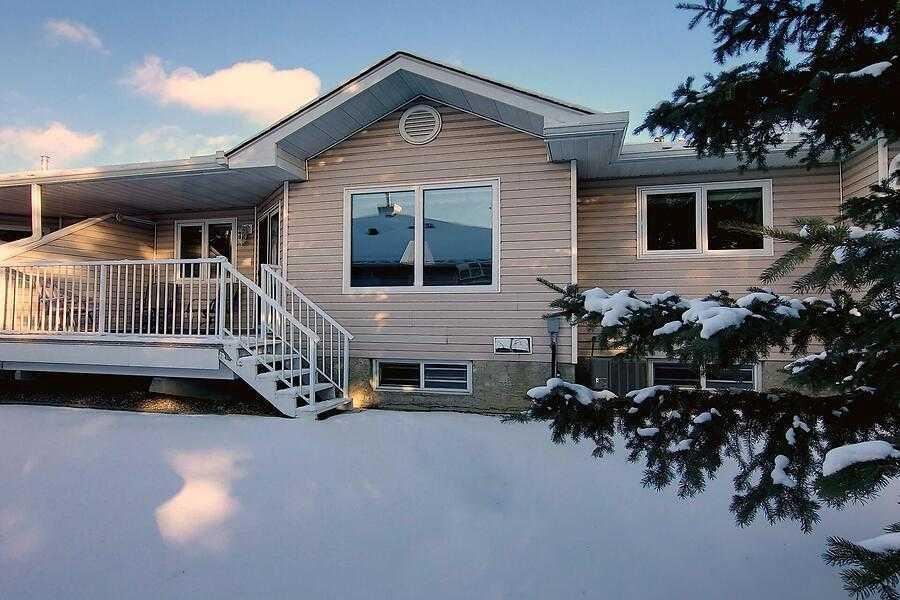 Xx Deer Ridge Close Se Calgary Alberta T2J 7C2 Deer Ridge Details