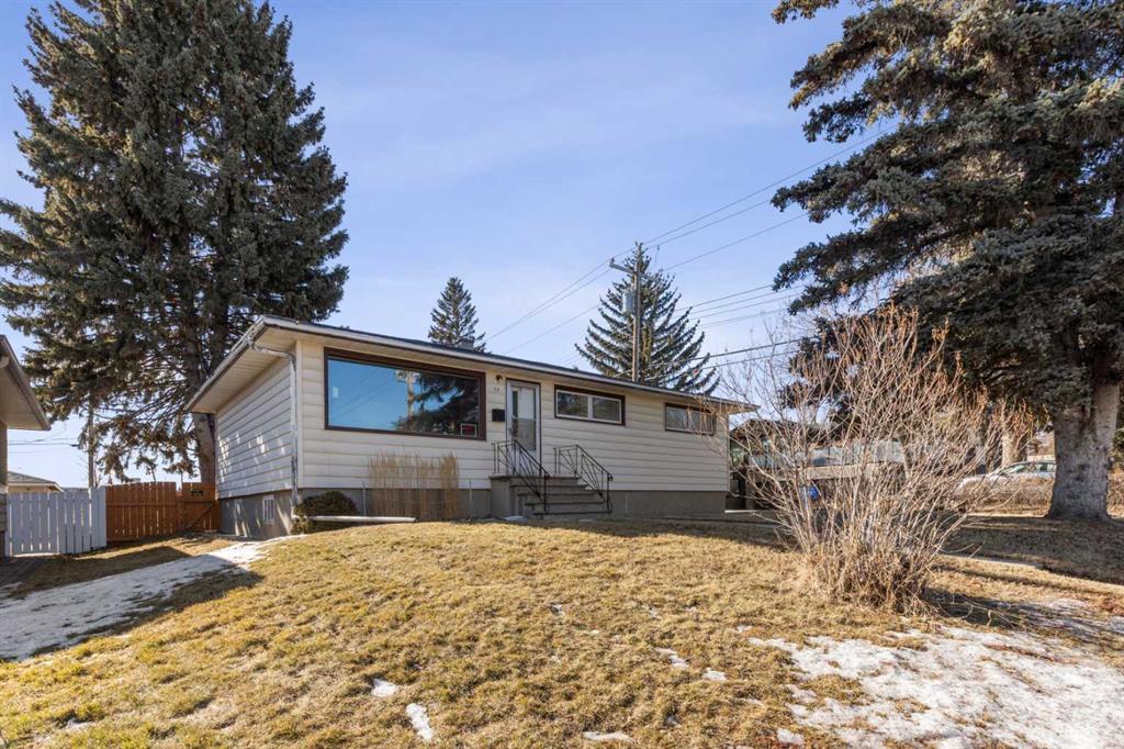 Xx Manor Road Sw Calgary Alberta T2V 1Z8 Meadowlark Park Details