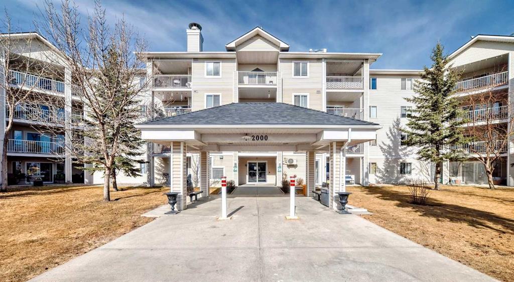 Xxxx, Xxxx Xx Avenue Se Calgary Alberta T2A 7X8 Red Carpet Details