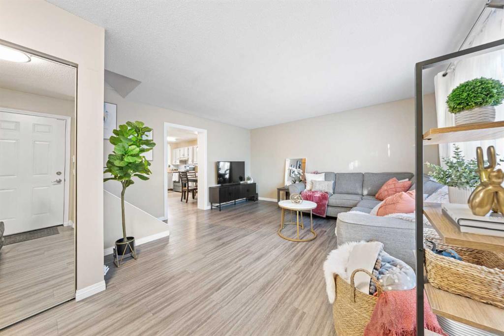 Xx, Xxx Sabrina Road Sw Calgary Alberta T2W 2N7 Southwood Details