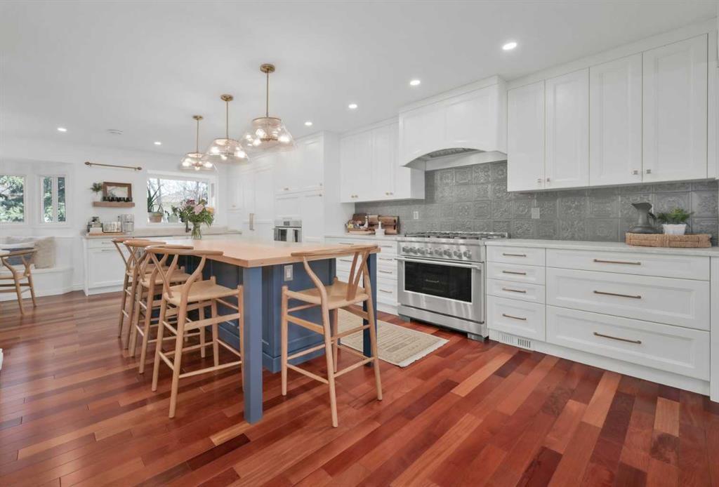 Xxx Wood Willow Close Sw Calgary Alberta T2W 4H4 Woodlands Details