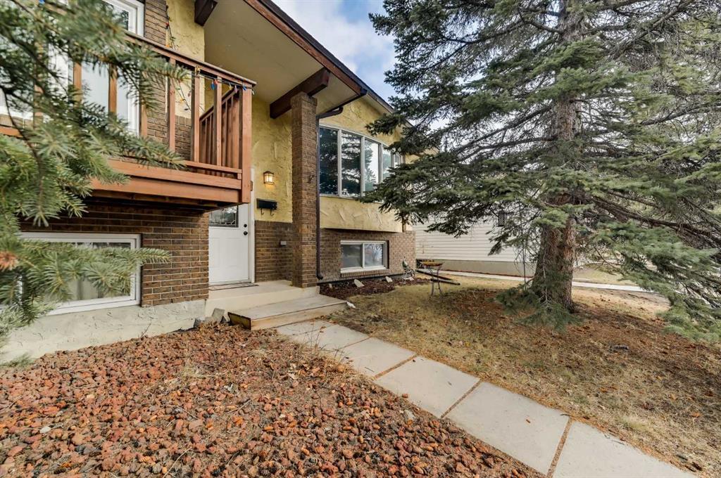 Xxxx Cedarille Drive Sw Calgary Alberta T2W 3J5 Cedarbrae Details