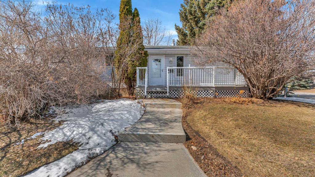 Xxxx Oakmoor Drive Sw Calgary Alberta T2V 3Z6 Oakridge Details