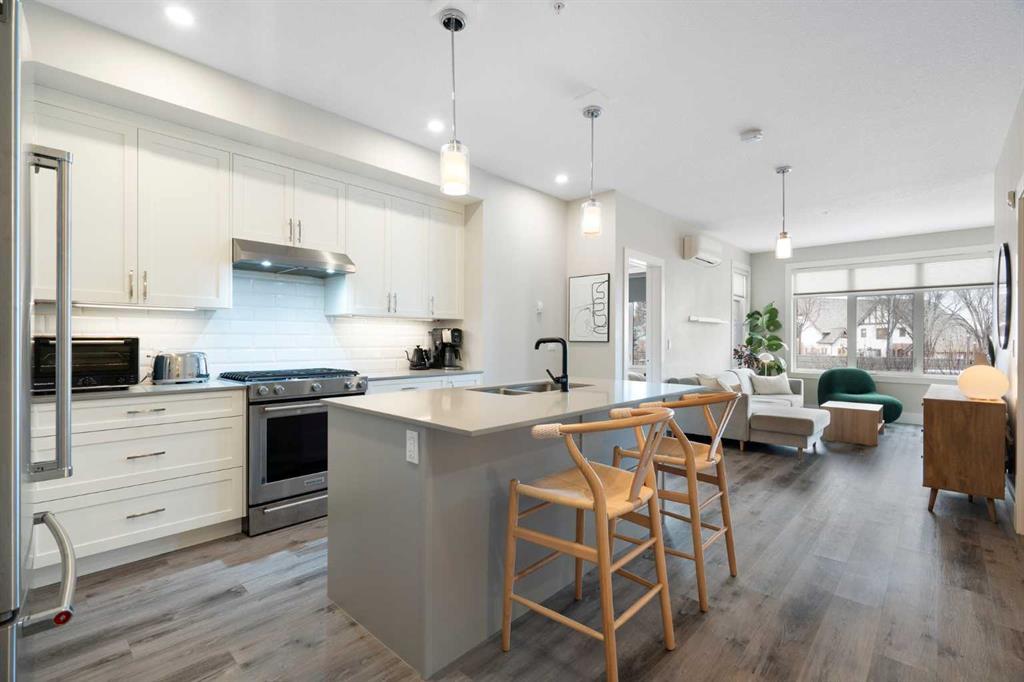 Xxx, Xxxx Xx Avenue Sw Calgary Alberta T2T 0E7 Scarboro Details