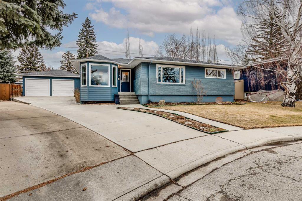 Xx Canyon Drive Nw Calgary Alberta T2L 0R3 Collingwood Details