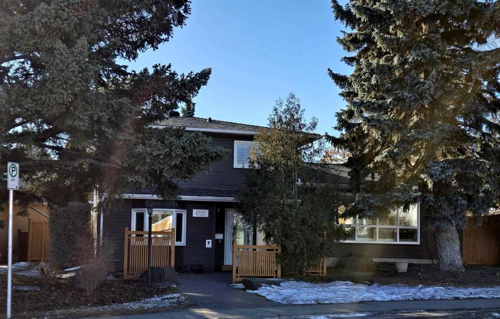 Xxxx Xx Avenue Sw Calgary Alberta T2V 0S8 Chinook Park Details