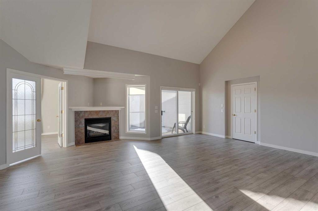 Xx, Xxxx Xx Avenue Sw Calgary Alberta T3H 3P9 Christie Park Details