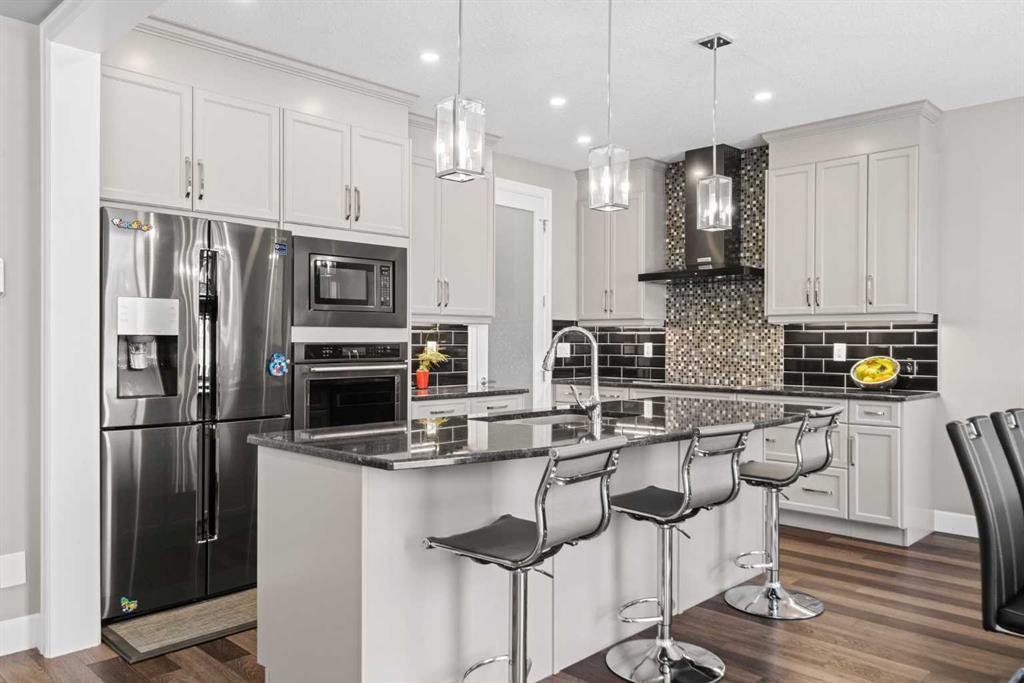 Xx Yorkville Manor Sw Calgary Alberta T2X 4J7 Yorkville Details