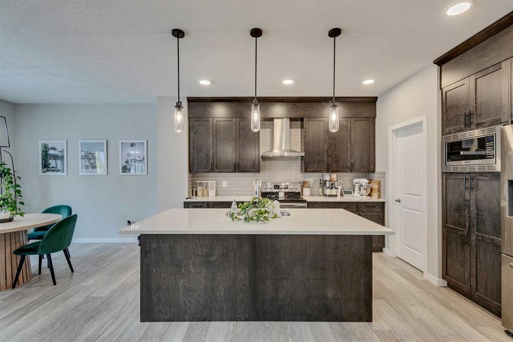 Xxx Sage Bluff Manor Nw Calgary Alberta T3R 1W1 Sage Hill Details