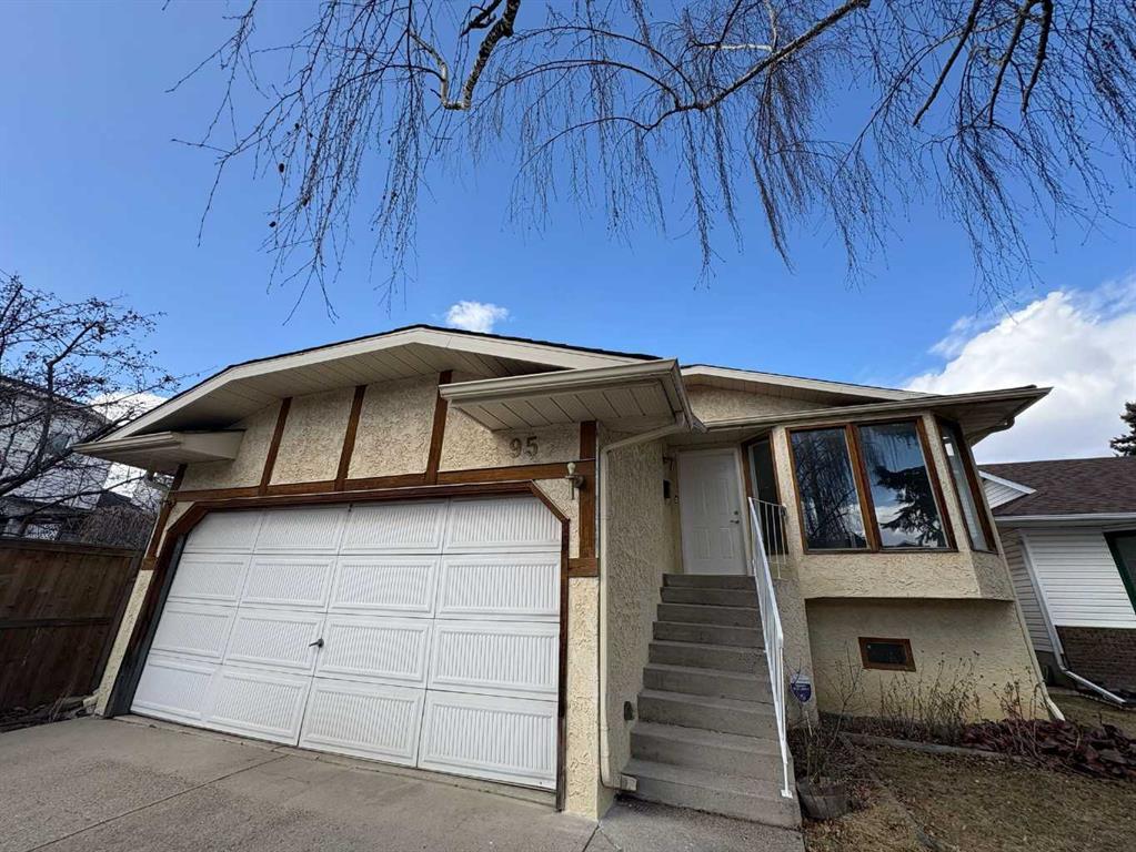 Xx Woodstock Way Sw Calgary Alberta T2W 5W8 Woodlands Details